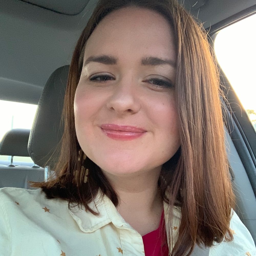 Meet your Posher, Emily